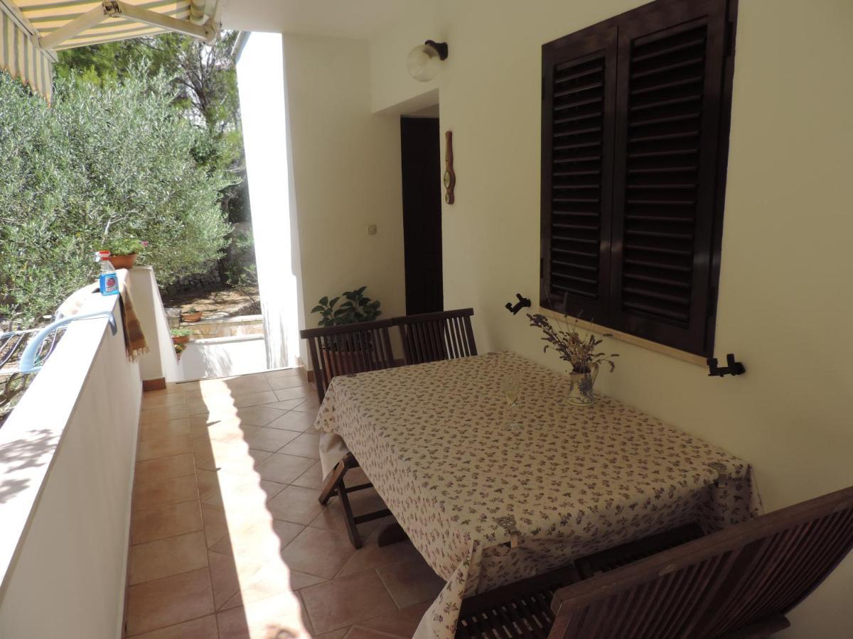 Apartmani Lavanda Pag Town Zimmer foto