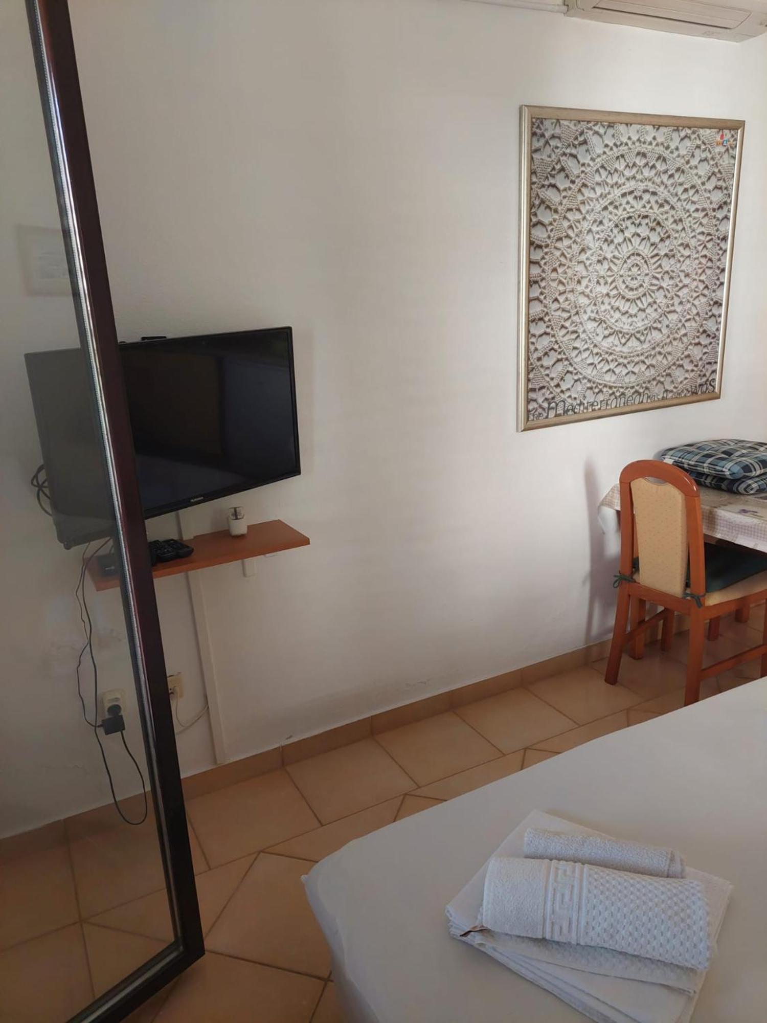 Apartmani Lavanda Pag Town Zimmer foto